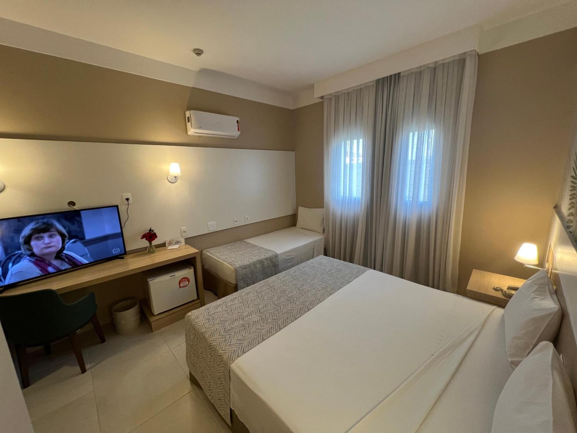 Fildi Hotel Сумаре Экстерьер фото